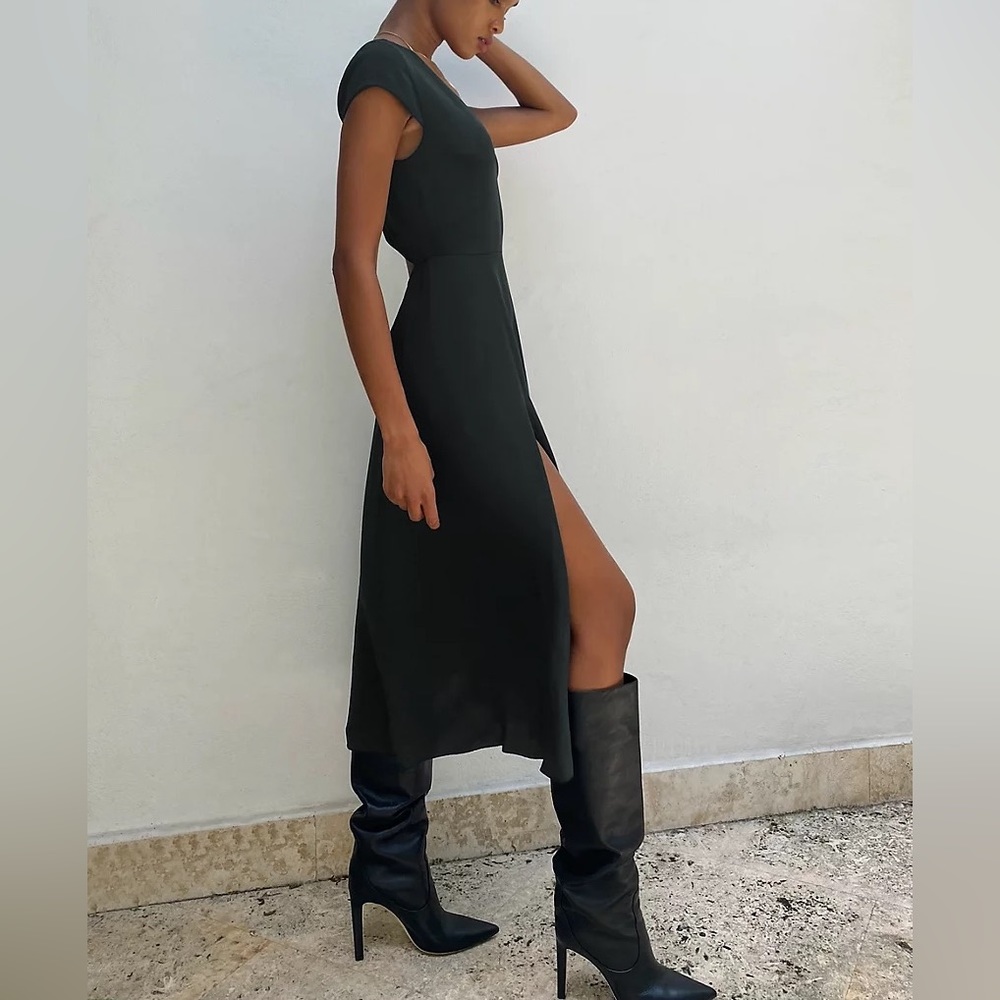Aritzia Hamptons Dress